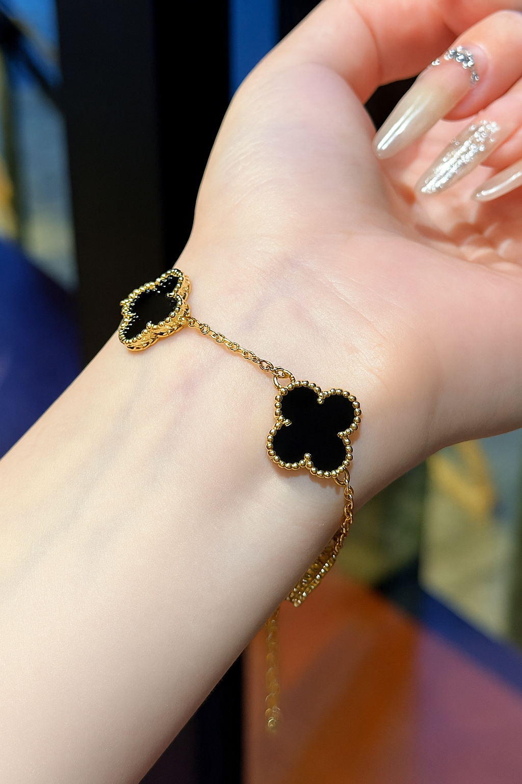 Stainless Steel Gold Plated Black Anti Tarnish Clover Bracelet